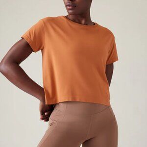 Cropped orange Athleta tee